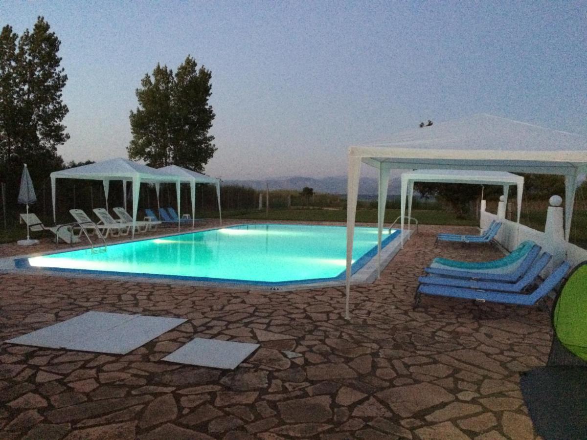 Avra Beach Apartments Lefkimmi  Exterior photo